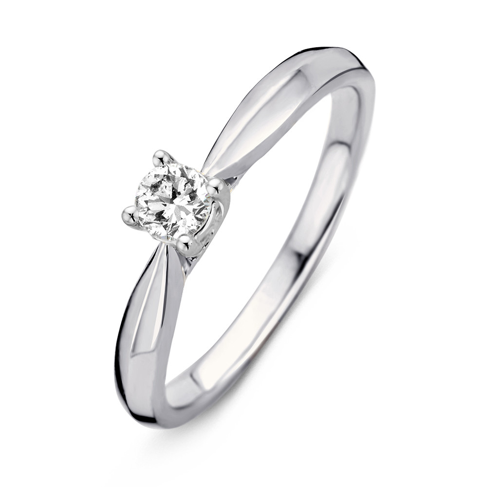 klassieke-solitair-ring-van-14-karaat-witgoud-met-centrale-diamant-van-0-24-crt