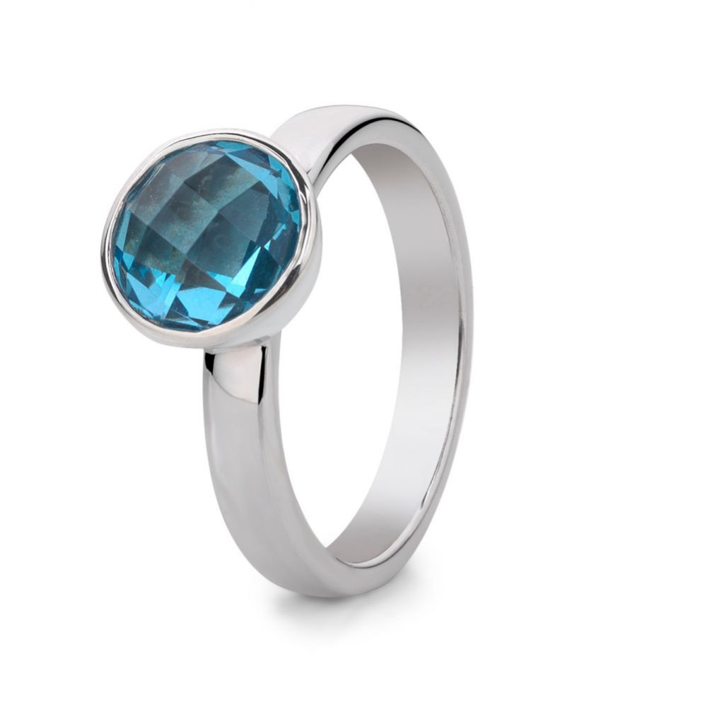 klassieke-solitair-ring-van-gerhodineerd-zilver-met-blauwe-topaas