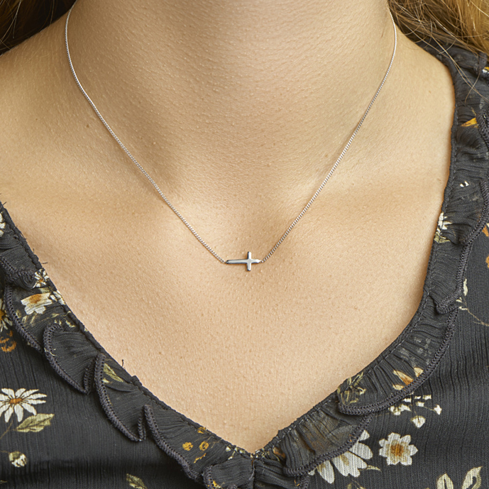 kruisjes-ketting-zilveren-gerhodineerde-venetiaanse-schakels-1-mm-breedte-lengte-40-45-cm