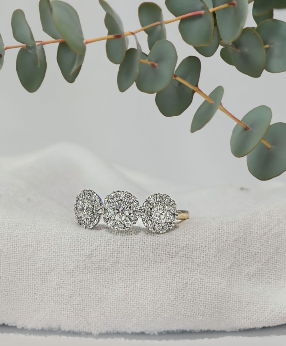 luxe-ring-van-bicolor-goud-met-3-ronde-diamanten-schakels-0-81-crt-van-7-mm