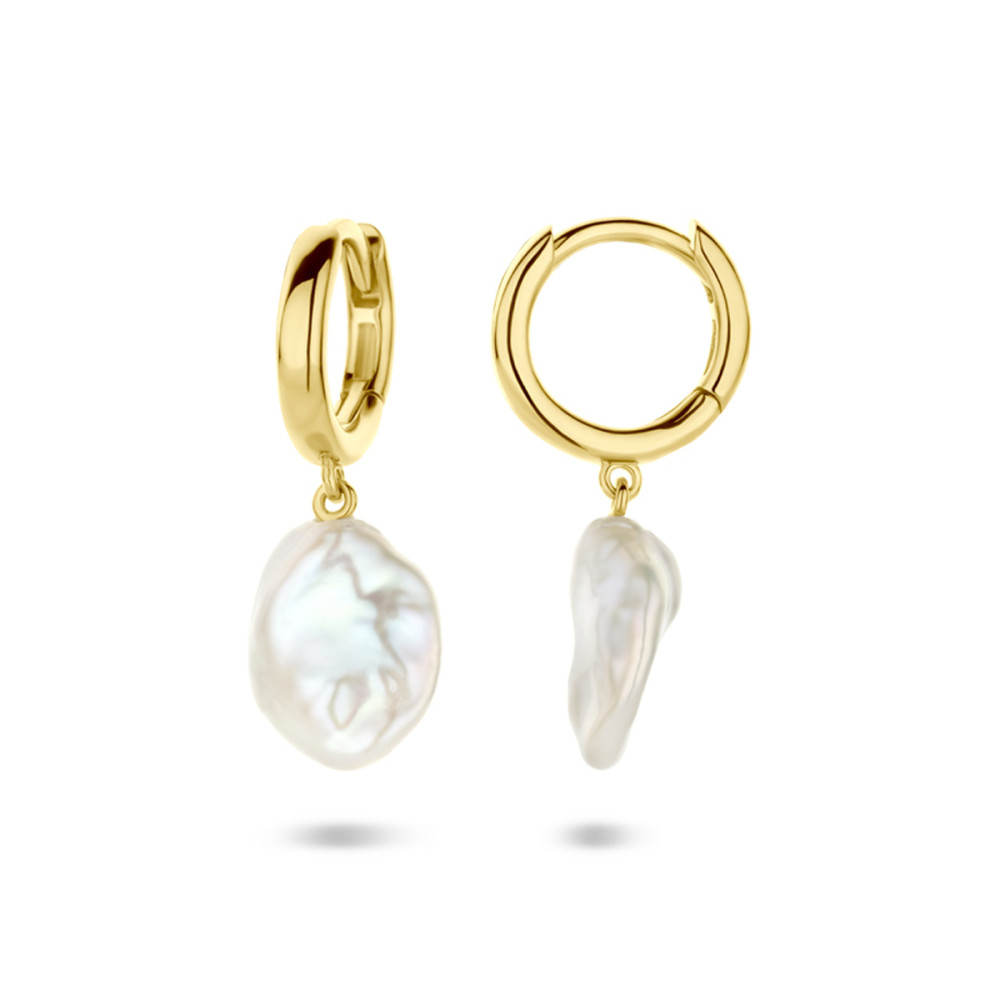oorringen-met-witte-zoetwaterparels-gold-plated-glanzend-9-5-mm-breed-x-24-mm-hoog