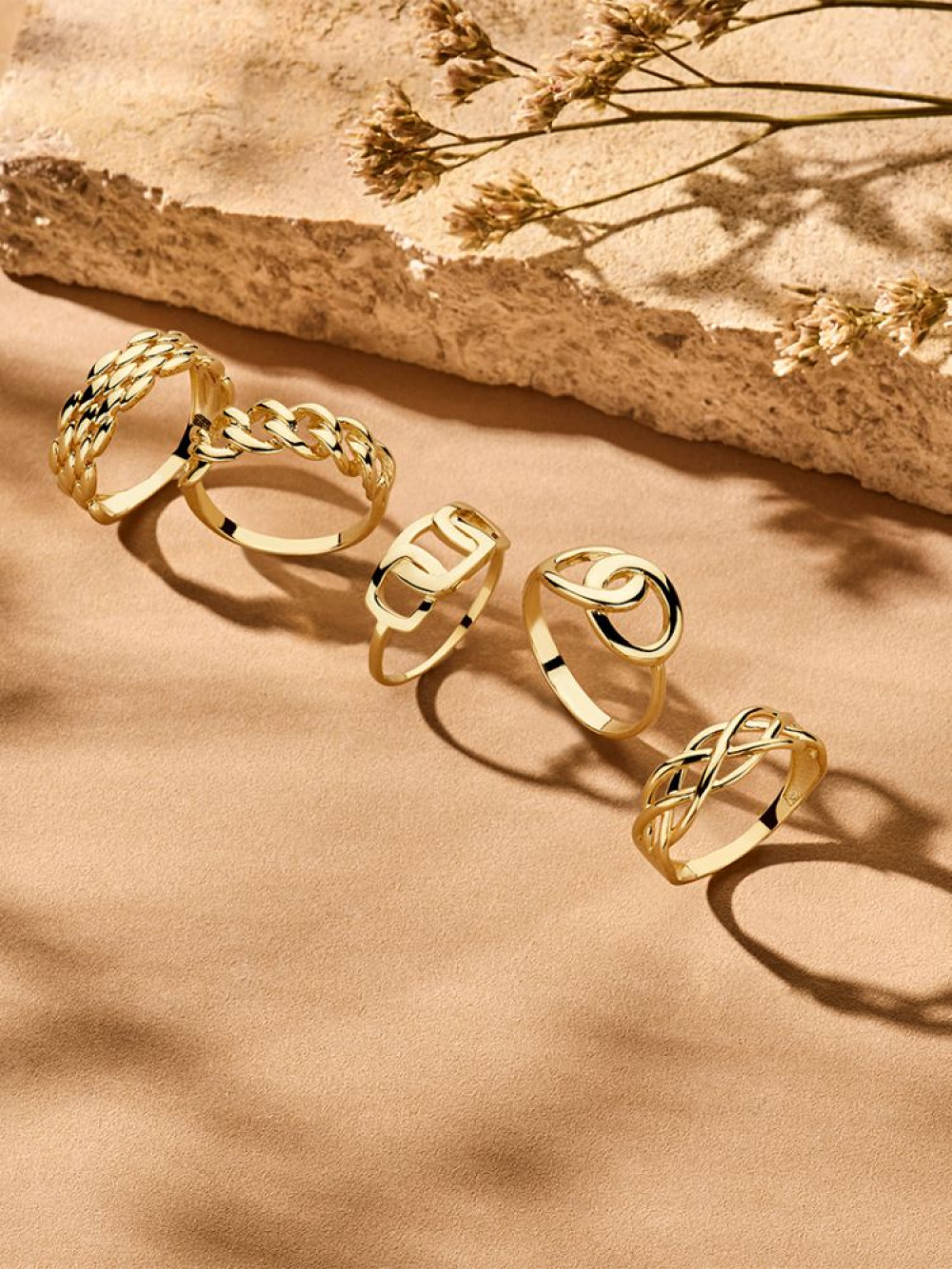 opvallende-14-karaat-gouden-ring-met-6-5-mm-brede-gourmet-schakels