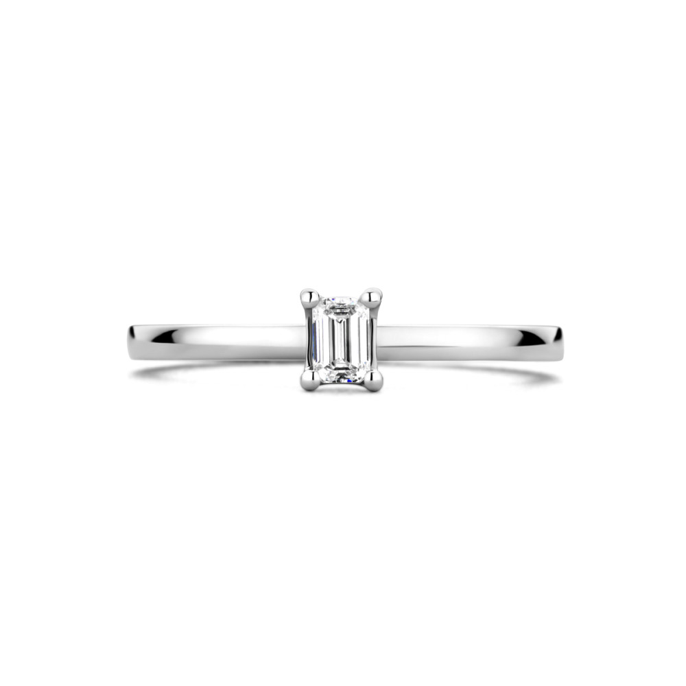 platina-solitair-ring-met-rechthoekige-diamant-0-15-crt