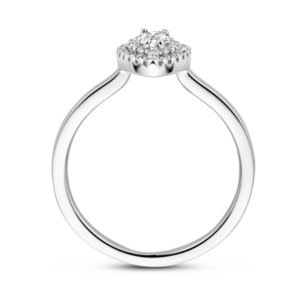 ring-witgoud-met-peer-geslepen-diamant-en-halo-0-36-crt-9-5-mm-breedte
