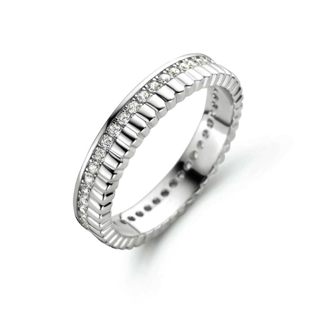 ring-zilver-geribbeld-en-briljant-geslepen-zirkonia-s-4-mm-breedte