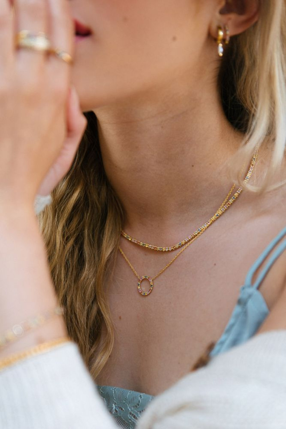 ronde-bolletjes-ketting-met-saffier-lengte-verstelbaar-40-45-cm