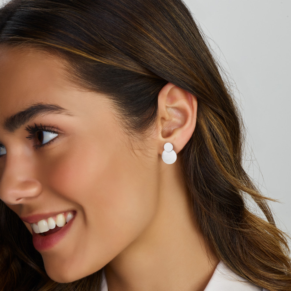 ronde-oorhangers-zilver-parelmoer-20-x-28-mm