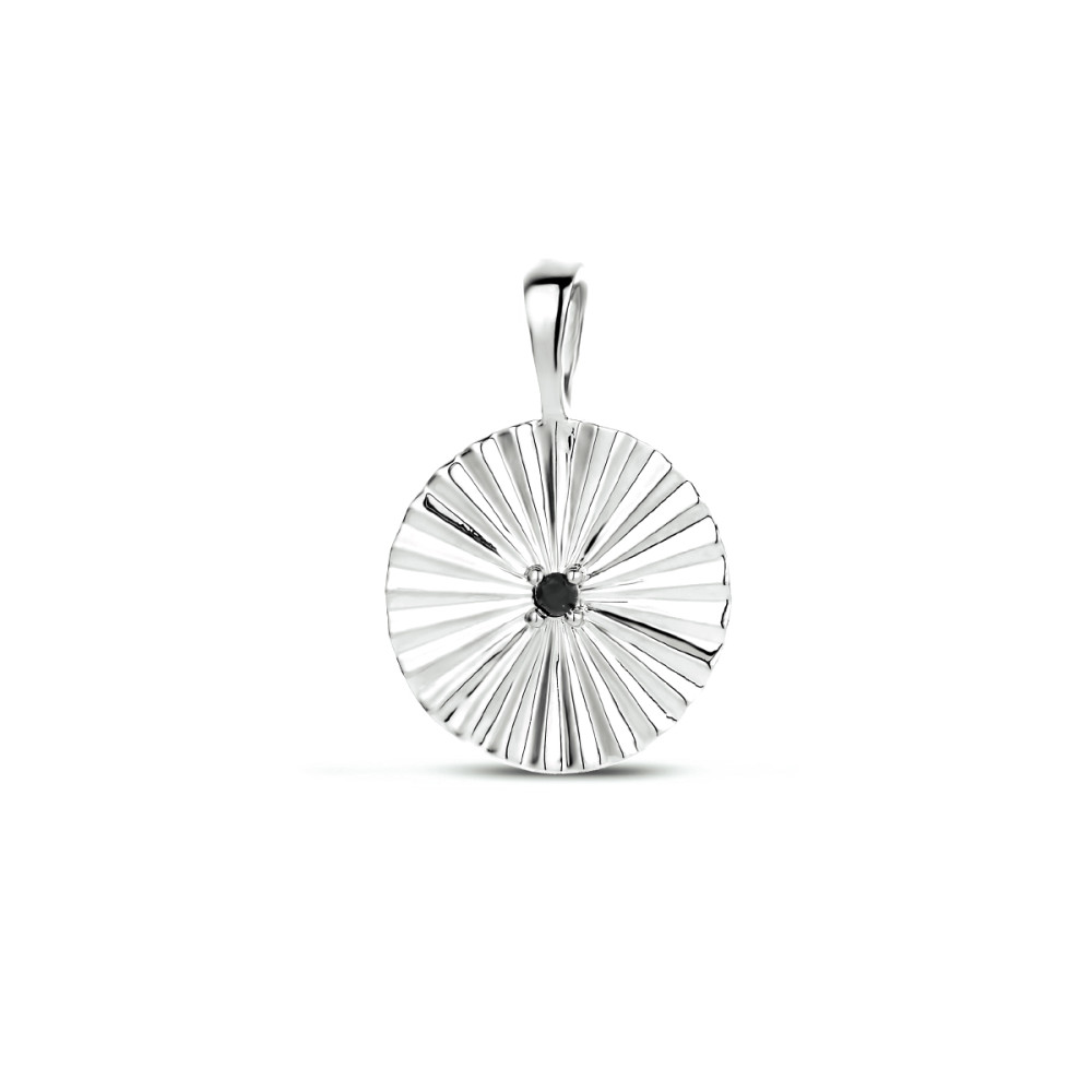 ronde-zilveren-hanger-met-zwarte-zirkonia-en-gestreept-patroon-hoogte-18-mm