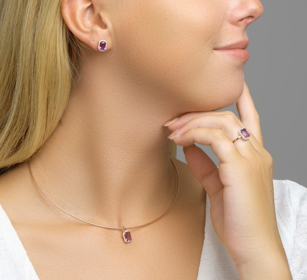 rosegouden-entourage-ring-met-amethist-en-diamanten