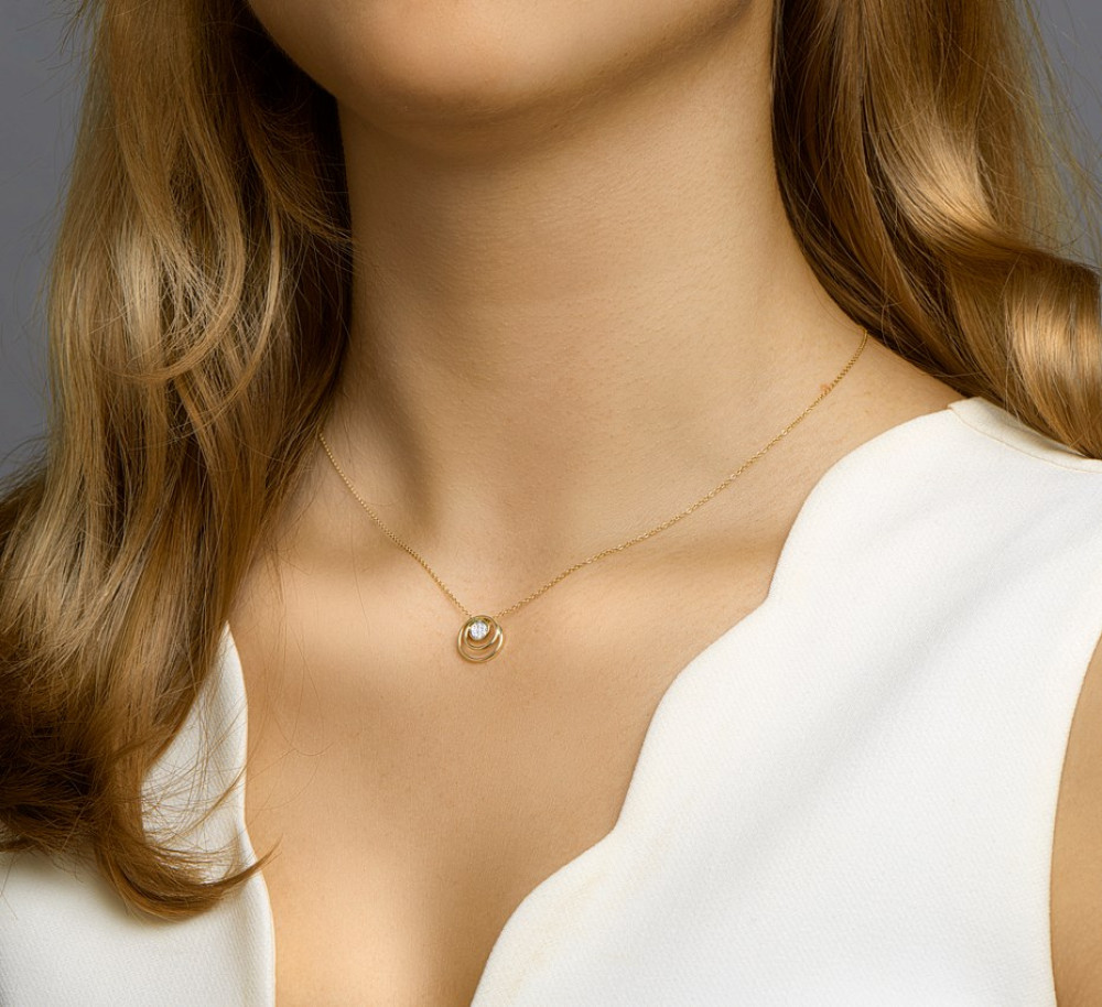 stijlvolle-14-karaat-gouden-hanger-met-diamanten-0-03-crt-diameter-11-5-mm