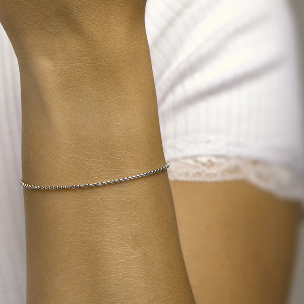 venetiaanse-schakelarmband-14-karaat-witgoud-glanzend-1-7-mm-breedte-lengte-18-cm