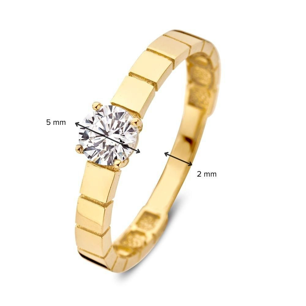 vierkante-14-karaat-gouden-schakelring-met-een-briljant-geslepen-zirkonia-van-5-mm