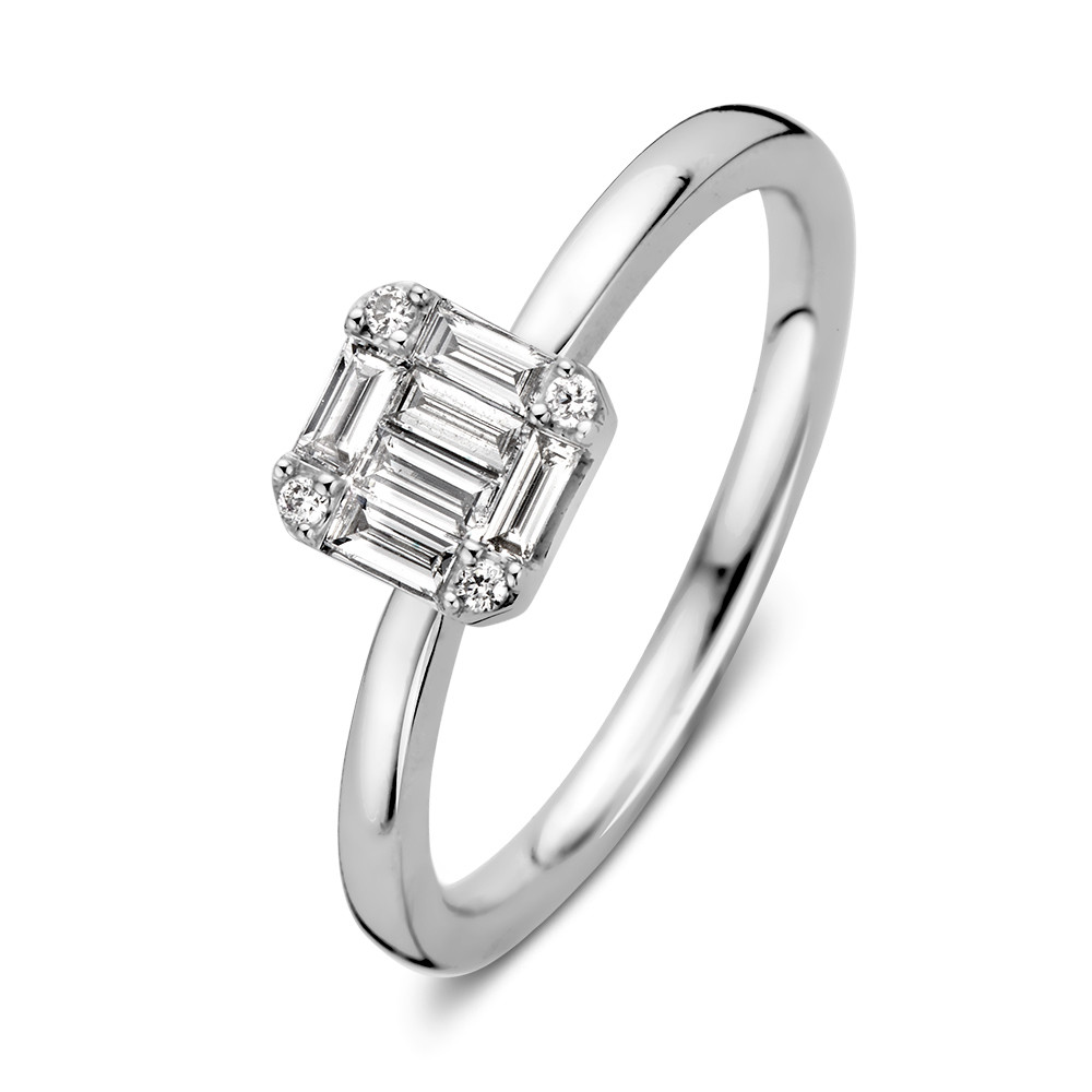 witgouden-solitair-ring-met-rechthoekige-diamant-en-baguette-zijstenen