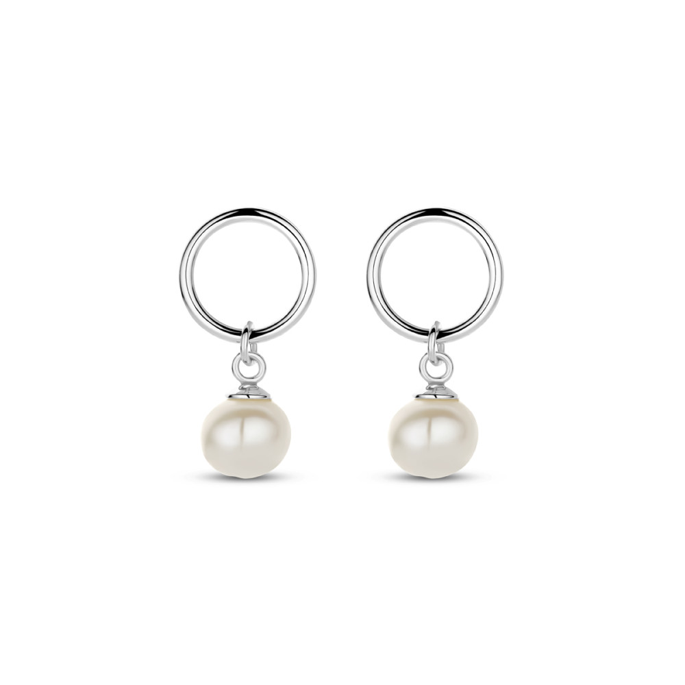 witte-parel-oorhangers-gerhodineerd-zilver-17-mm