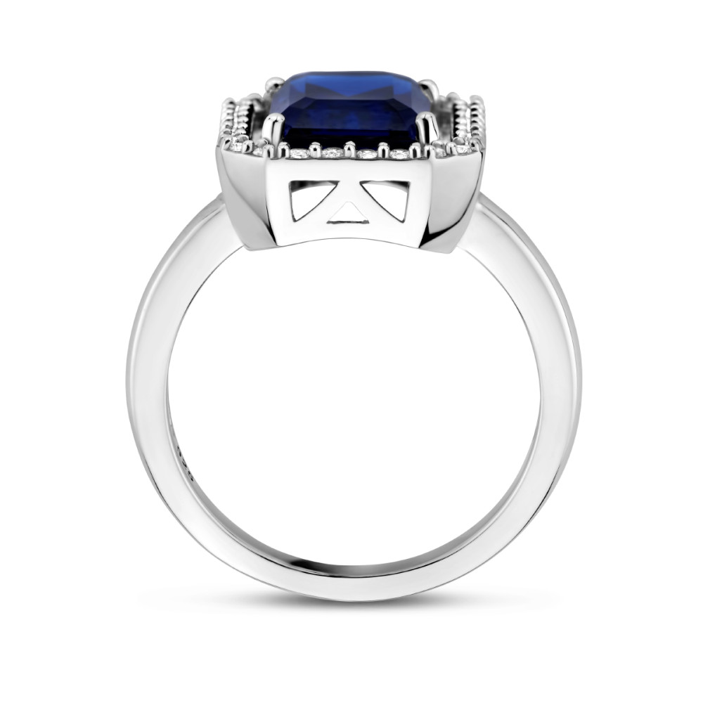 zilveren-entourage-ring-met-rechthoekige-blauwe-saffier-en-zirkonia-s