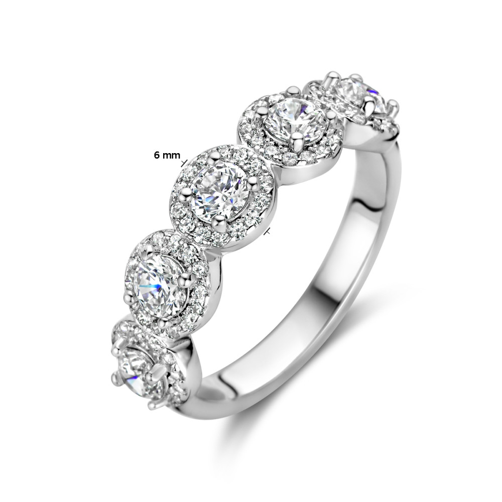 zilveren-entourage-ring-met-vijf-halo-s-en-zirkonia