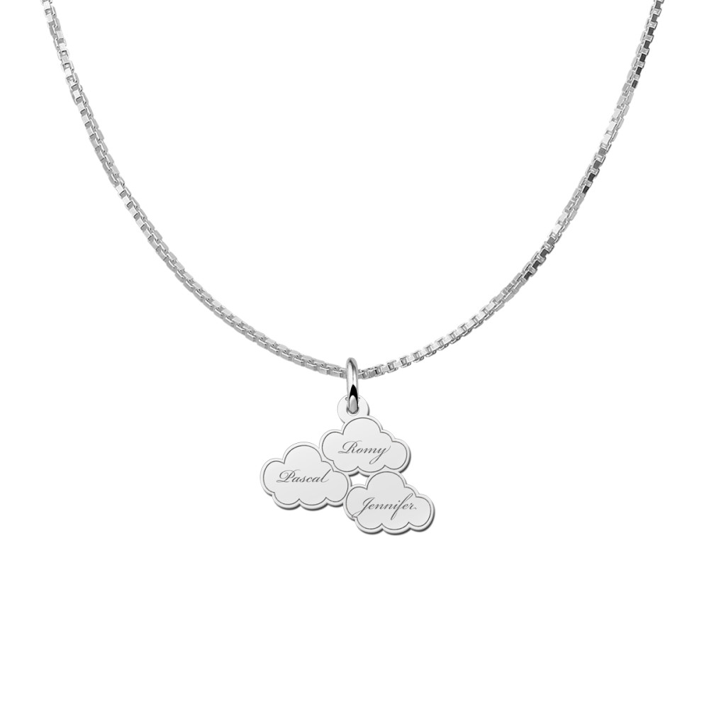 zilveren-graveerplaatje-met-drie-wolken-20-mm-breed-hoogte-13-5-mm