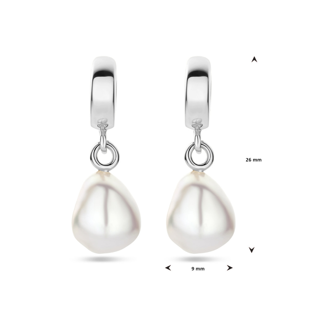 zilveren-oorringen-met-parelhangers-26-mm-hoog