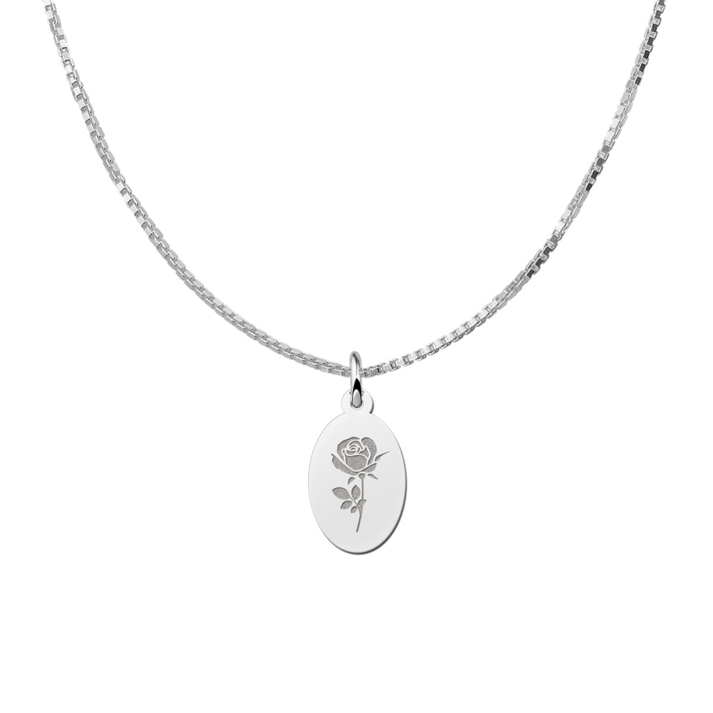 zilveren-ovale-hanger-met-gegraveerde-roos-11-mm-breed-hoogte-16-mm