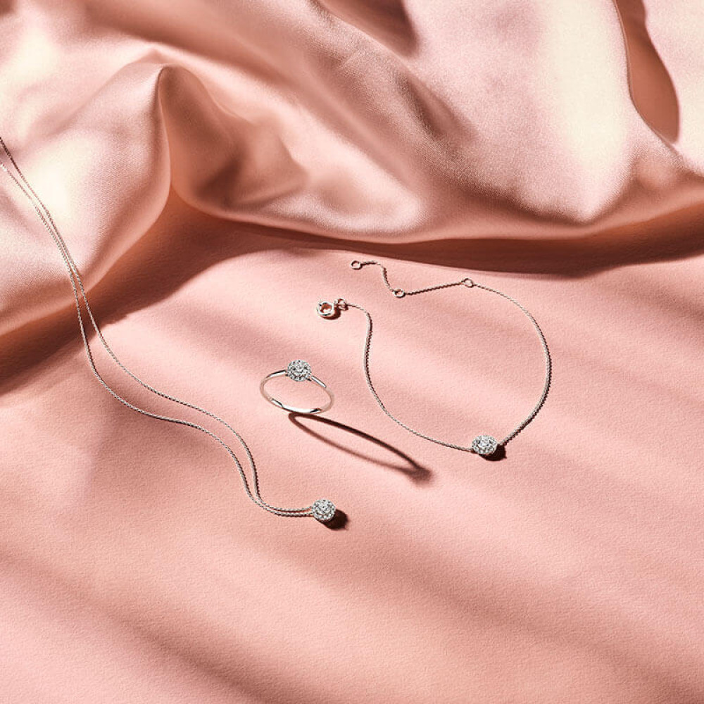 14-karaat-witgouden-armband-met-diamant-0-33-crt