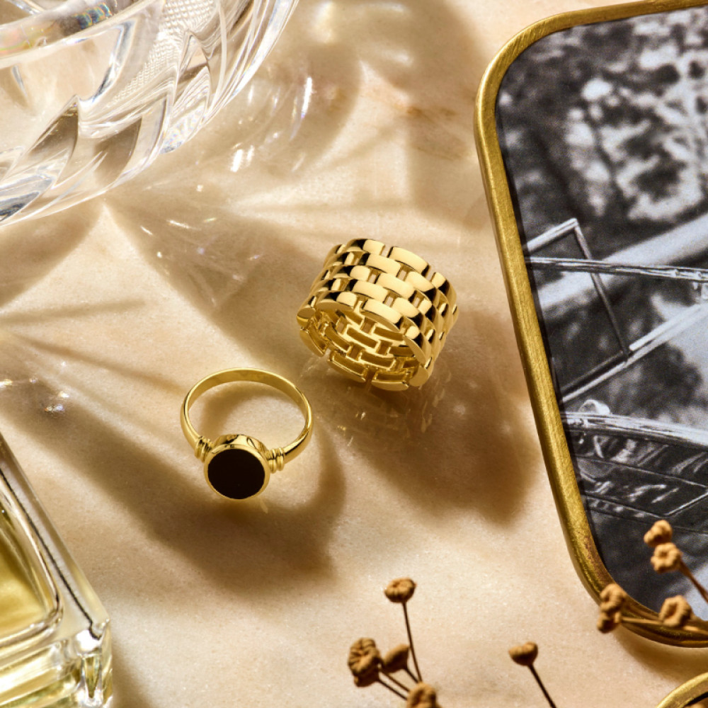 14-karaat-gouden-zegelring-met-ovale-onyxsteen