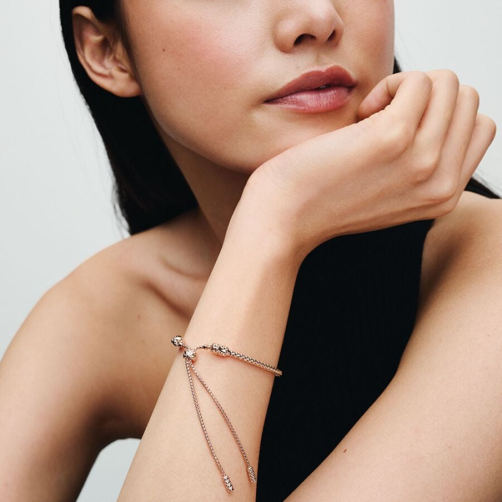 pandora-583090c00-2-moments-rose-vergulde-slangenarmband-met-studded-schakels