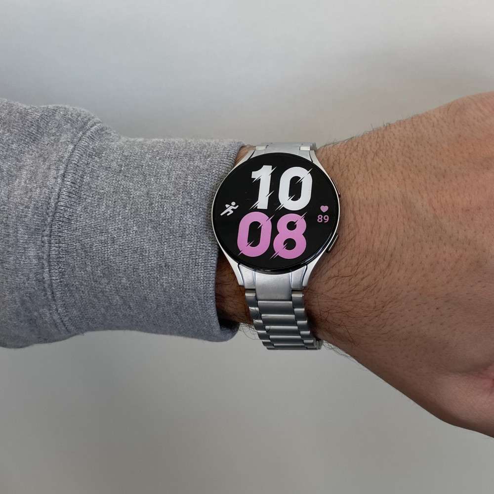 samsung-galaxy-watch-5-sar910ss-zilverkleurige-smartwatch-o-44-mm