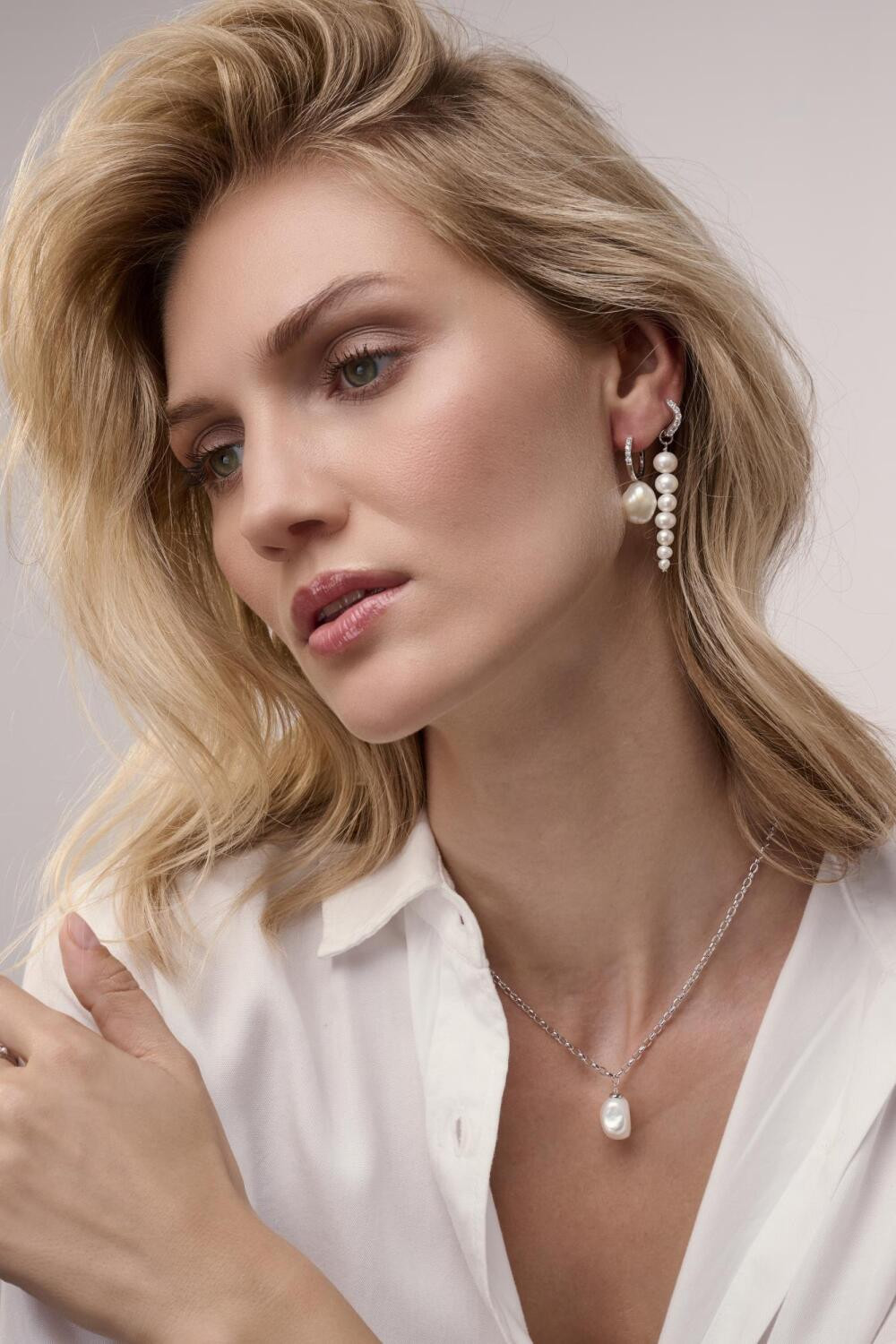 sif-jakobs-padua-uno-sj-n2455-p-yg-ketting-parel-zilver-zoetwaterparel-goudkleurig-wit-7-mm-max-45-cm