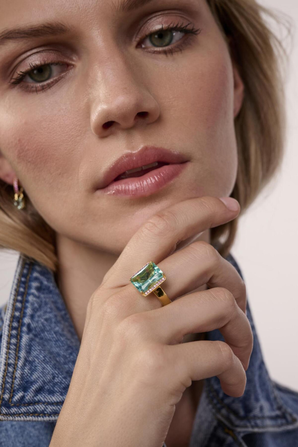 sif-jakobs-roccanova-sj-r42267-tqpk-yg-ring-gold-plated-zirkonia-rechthoek-13-5-mm