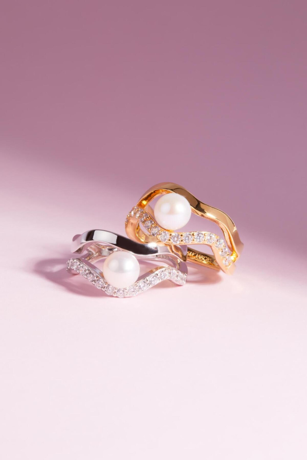 sif-jakobs-sj-r12363-pcz-zilveren-ring-zirkonia-parel-golvend-ontwerp-13-mm-breedte