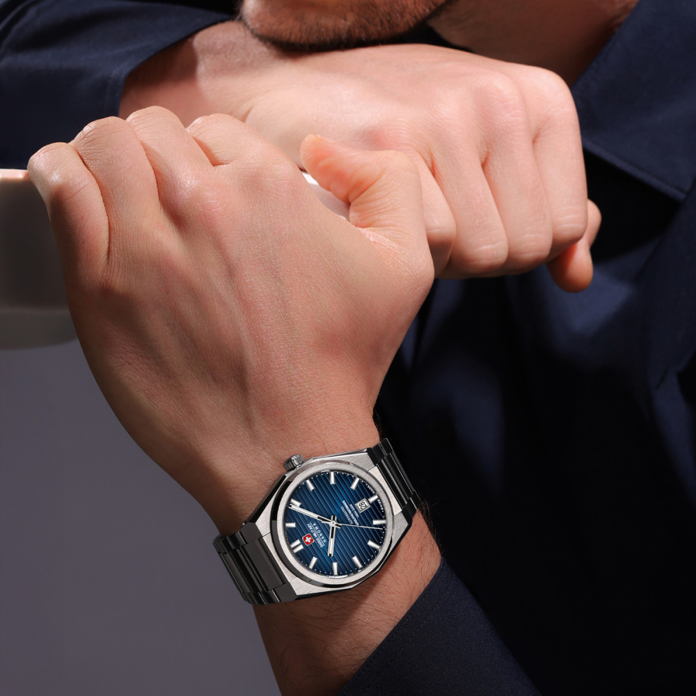 swiss-military-hanowa-avalanche-smwgl0006901-automatisch-horloge-blauwe-wijzerplaat-en-stalen-schakels