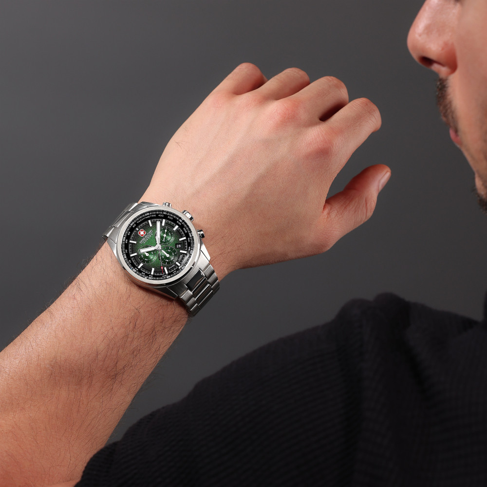 swiss-military-hanowa-navalus-pro-smwgi0004206-chronograaf-horloge-staal-zilverkleurig-groen-zwart-42-mm