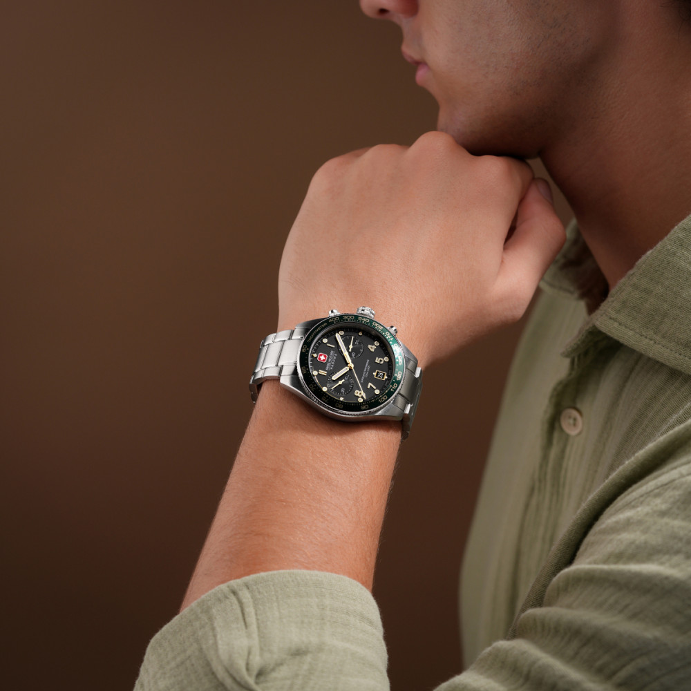 swiss-military-hanowa-spitfire-smwgi0007703-horloge-chronograaf-zilverkleurig-groen-zwart-43-mm