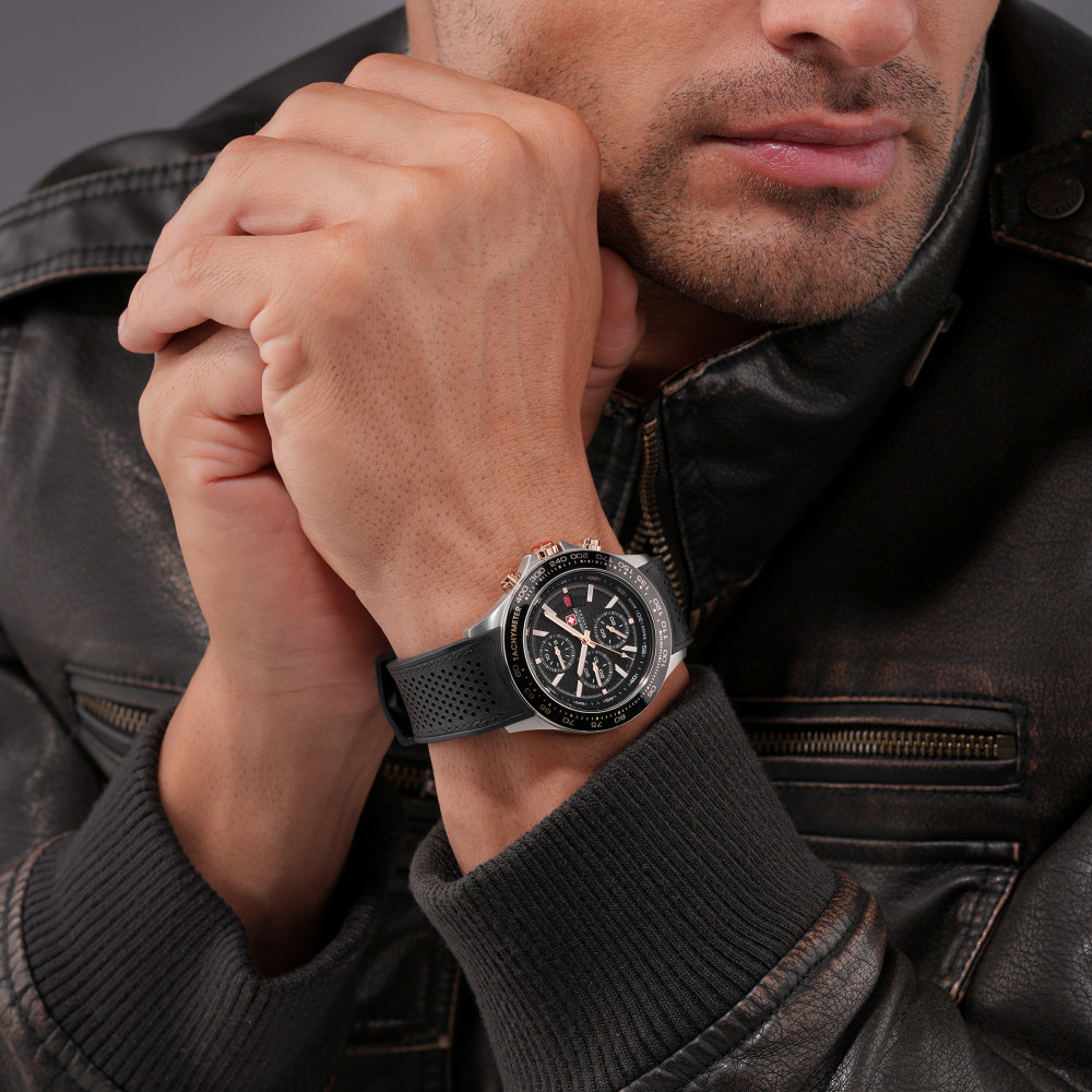 swiss-military-hanowa-watchman-smwgo0003401-chronograaf-horloge-staal-zilver-en-rosekleurig-zwart-43-mm