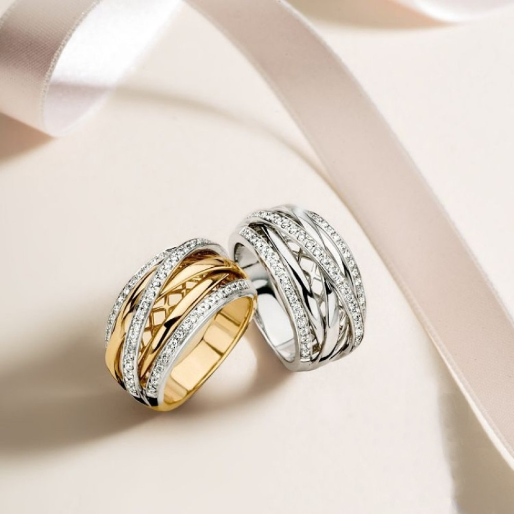 crossover-pave-ring-van-14-karaat-goud-en-witgoud-met-diamanten-in-uniek-ontwerp-0-34-crt