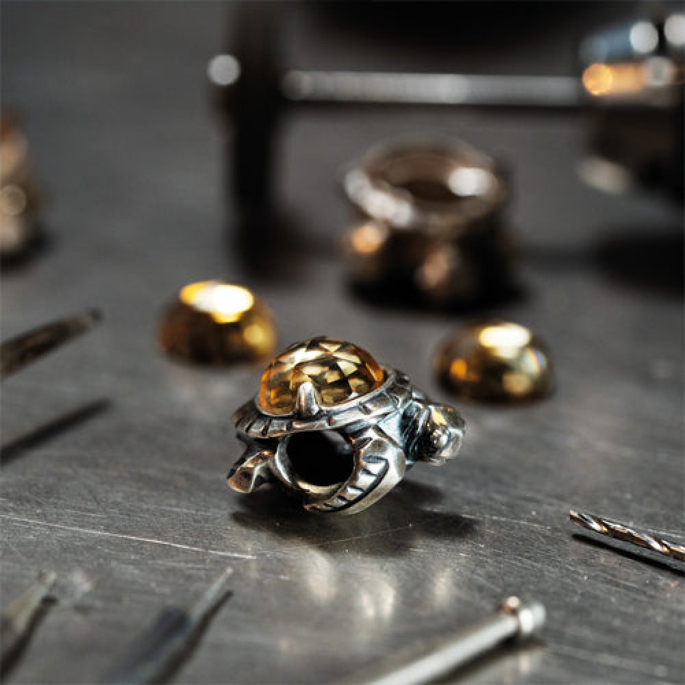 trollbeads-tagbe-00299-zilveren-bedel-met-schildpad-en-citrienkwarts