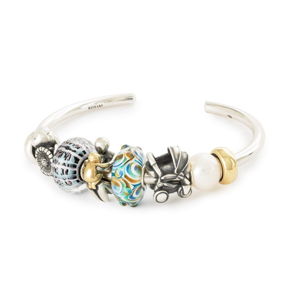 trollbeads-mand-van-sereniteit-tglbe-30134-glazen-kraal-met-zwart-wit-en-lichtblauw-patroon