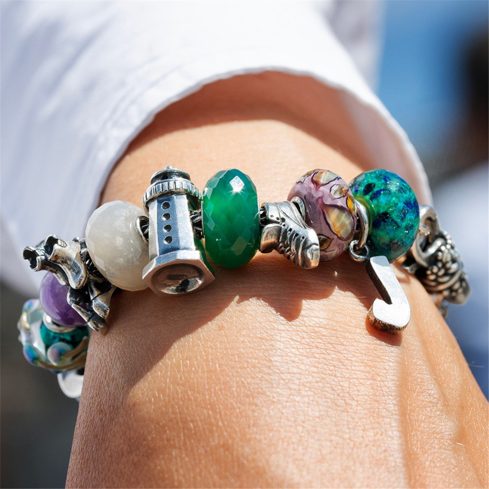 trollbeads-tglbe-30147-zilveren-bedel-met-herfstbladeren-in-lichtpaars-glas