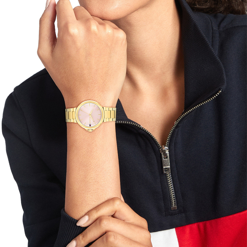 tommy-hilfiger-lori-th1782779-quartz-horloge-voor-dames-goudkleurig-staal-en-roze-wijzerplaat