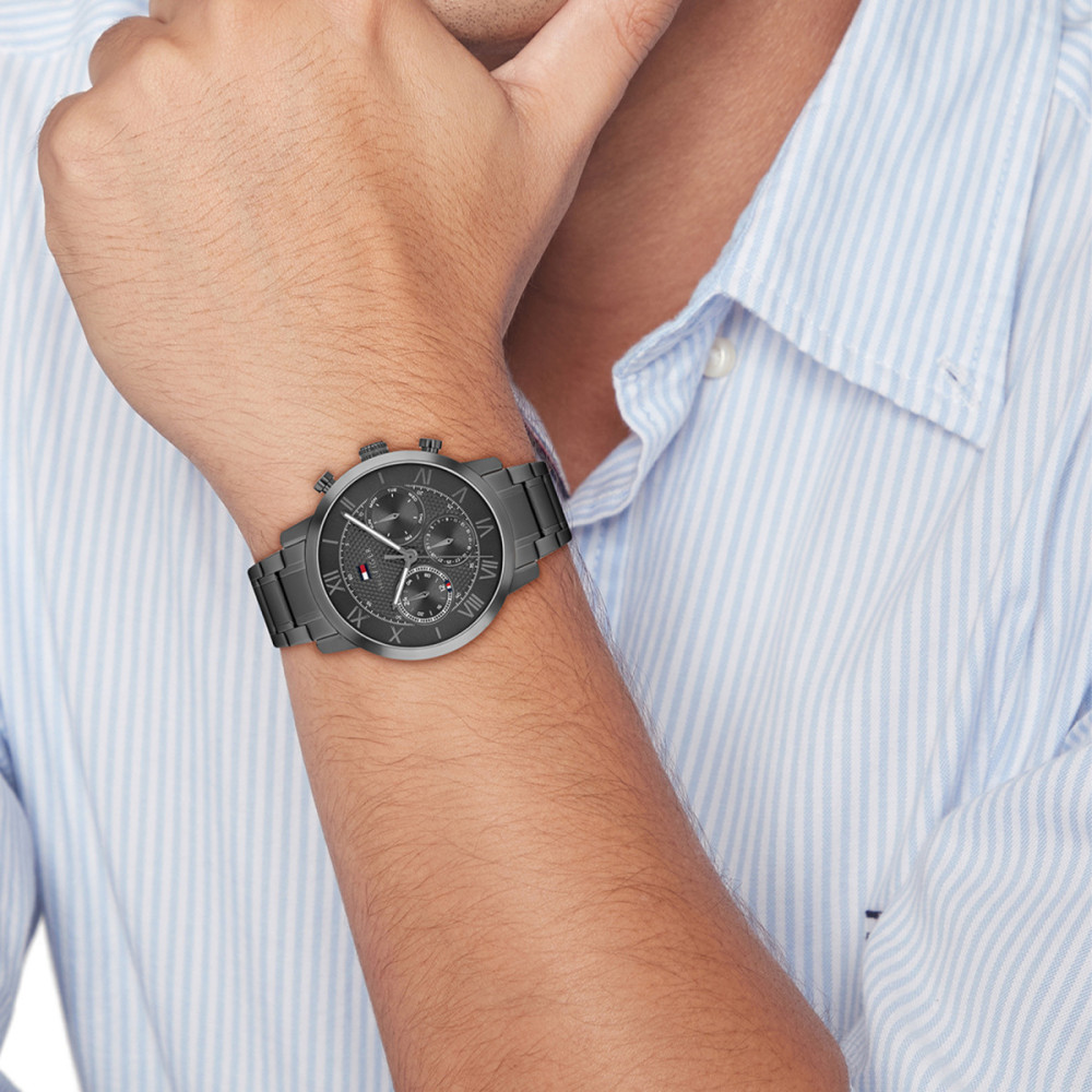 tommy-hilfiger-oxford-th1710730-grijs-herenhorloge-met-romeinse-cijfers-en-vouwsluiting-diameter-42-mm