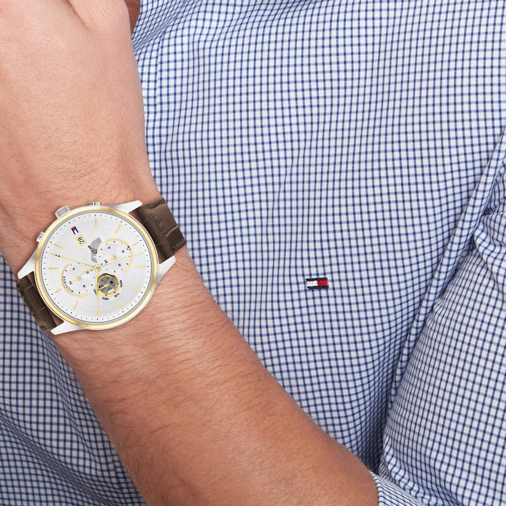 tommy-hilfiger-weston-th1710501-stijlvol-en-functioneel-herenhorloge-met-leren-band-zilverkleurige-wijzerplaat-diameter-44-mm