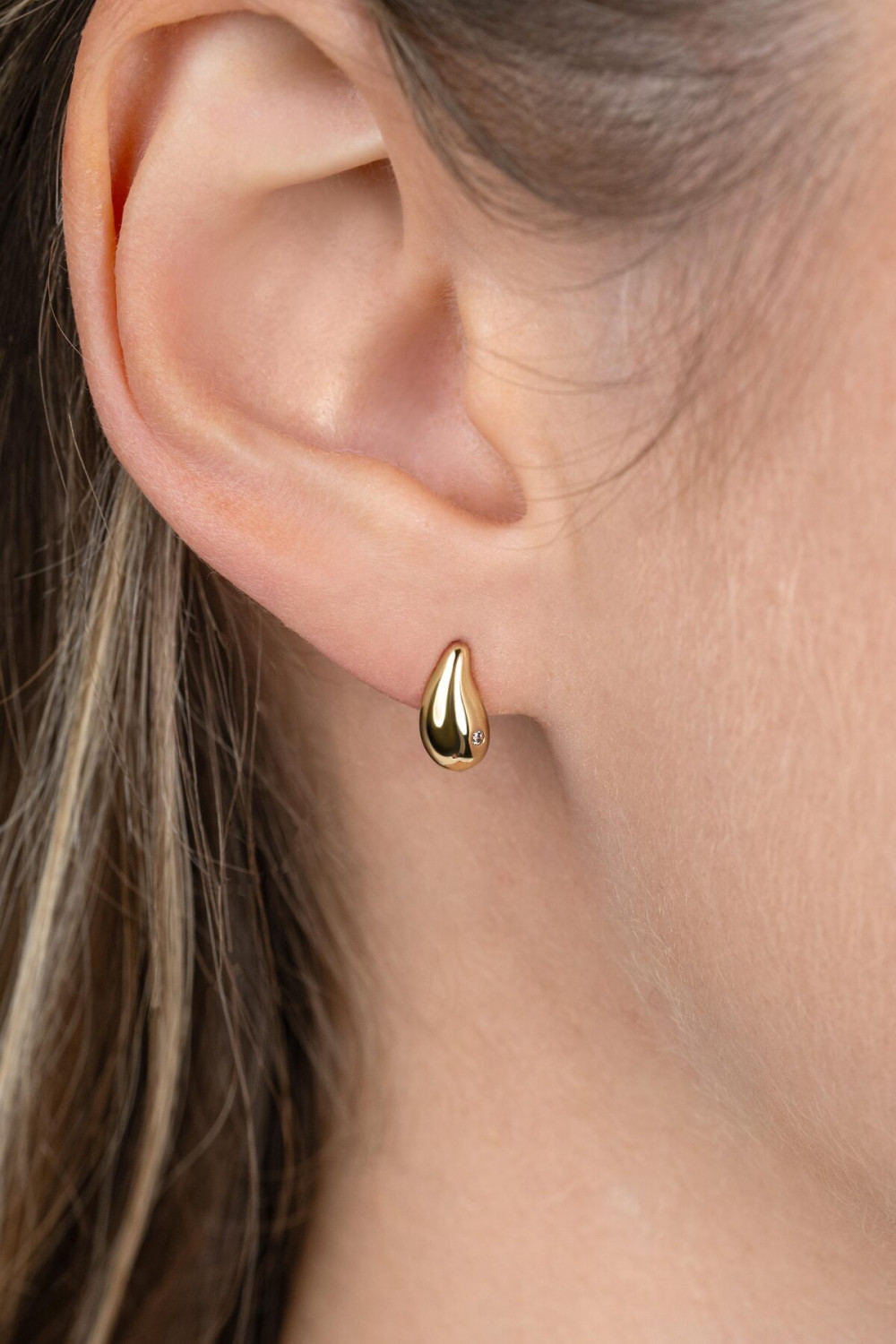zinzi-zgo558-druppel-oorstekers-14-karaat-goud-en-zirkonia-4-9-mm-breed-x-9-2-mm-hoog