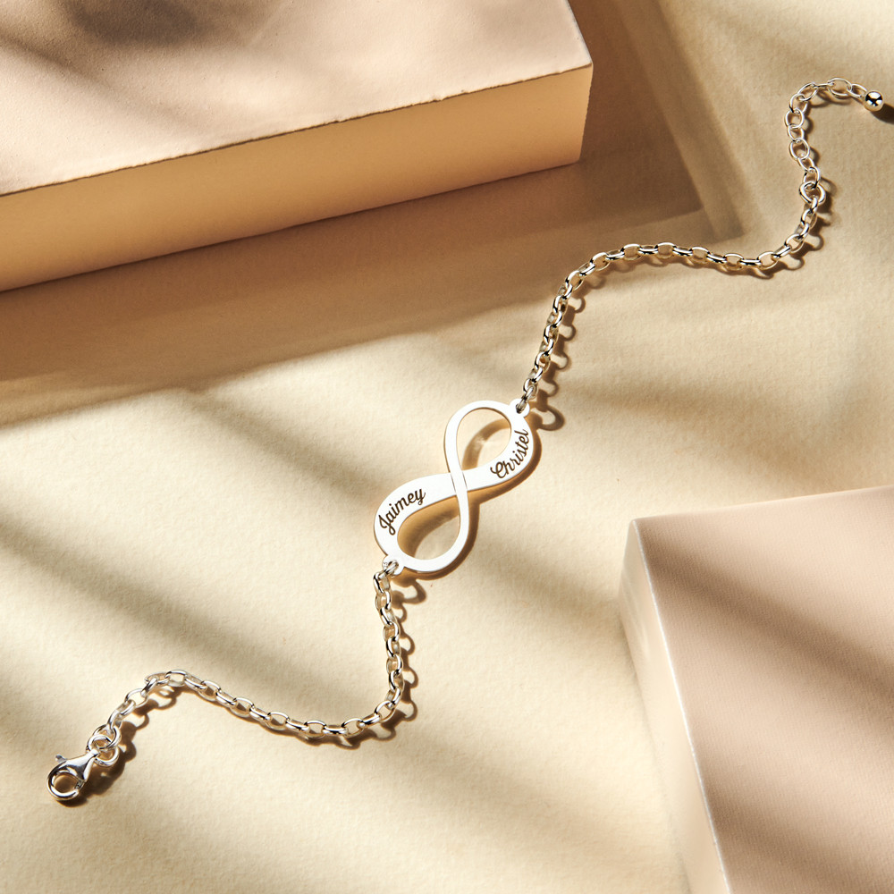 names4ever-mj016348-zna23-zilveren-infinity-armband-met-gepersonaliseerde-gravure