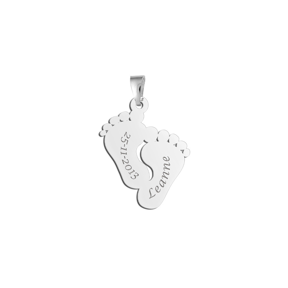 names4ever-zilveren-graveerplaatje-twee-voetjes-naam-en-datum-18-mm-breed-hoogte-22-mm