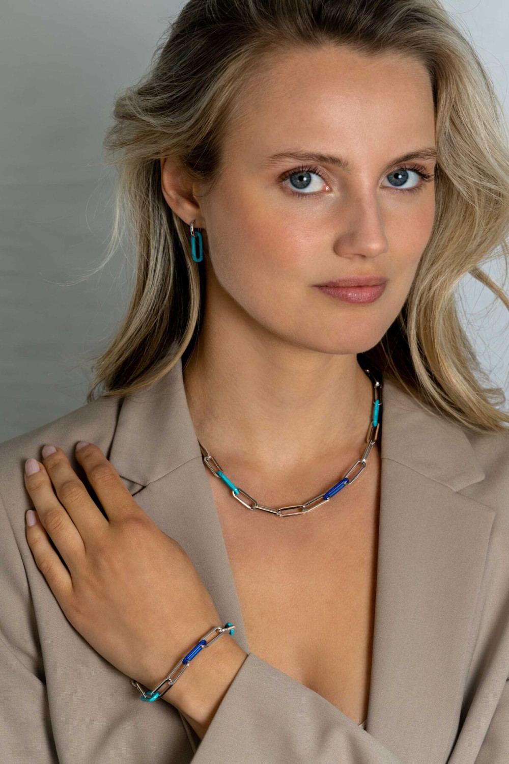 zinzi-chain-zia2456-paperclip-schakelarmband-zilver-turquoise-blauw-7-mm-breedte-lengte-19-cm