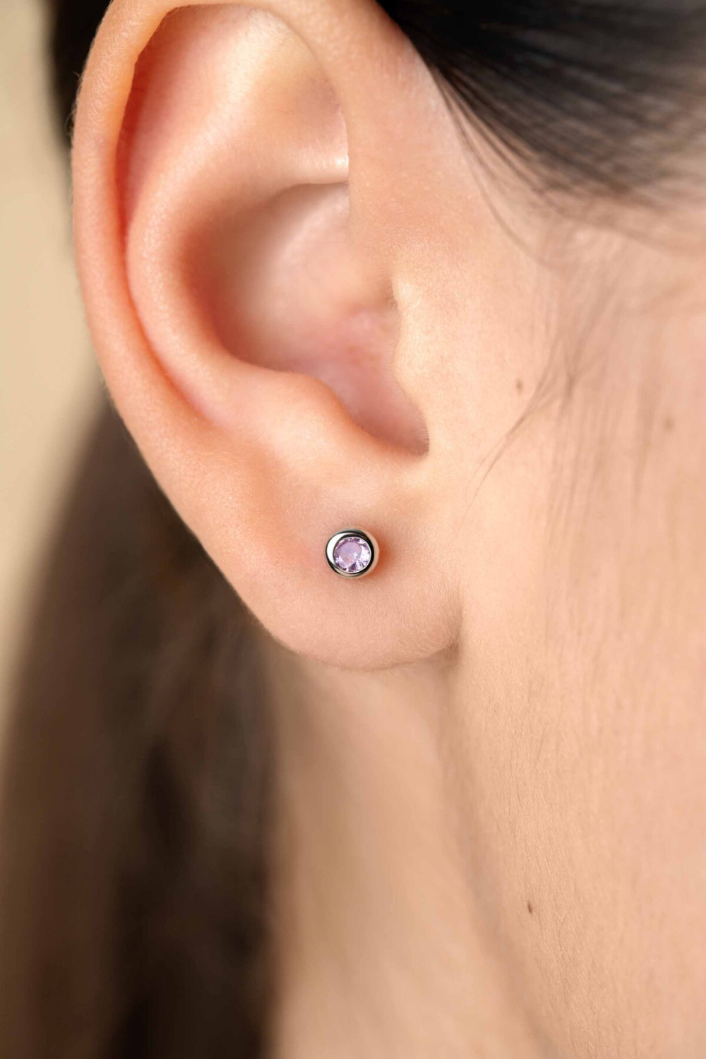 zinzi-geboortestenen-zioz-okt-oorknopjes-roze-zirkonia-zilveren-bolletje-4-mm-diameter
