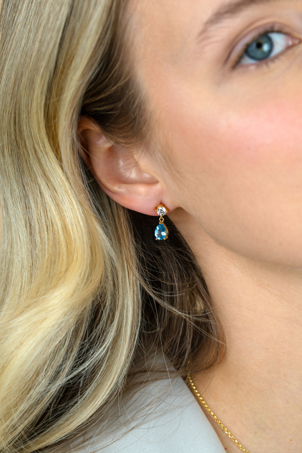 zinzi-liekes-favorieten-zio2744-oorstekers-verguld-blauw-5-mm-breed-x-16-mm-hoogte