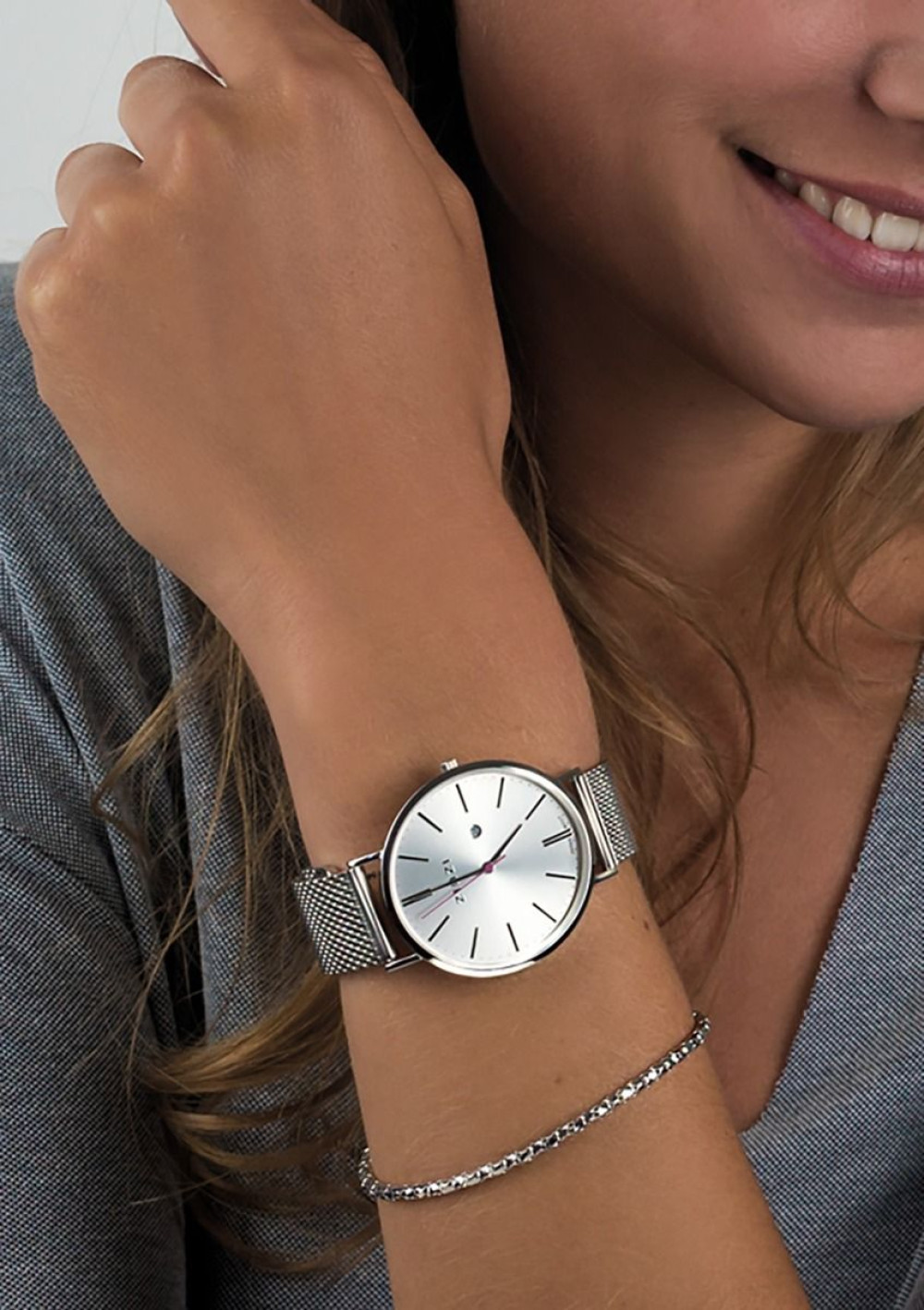 zinzi-retro-ziw402m-uniek-dameshorloge-met-twee-kleurige-lederen-band