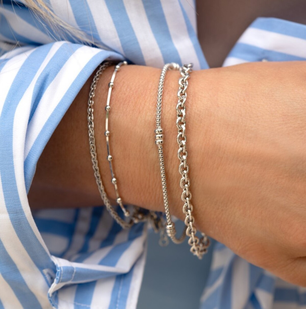 zinzi-zia1421-schakelarmband-zilver-glanzend-bolletjes-4-mm-breedte-lengte-185-cm