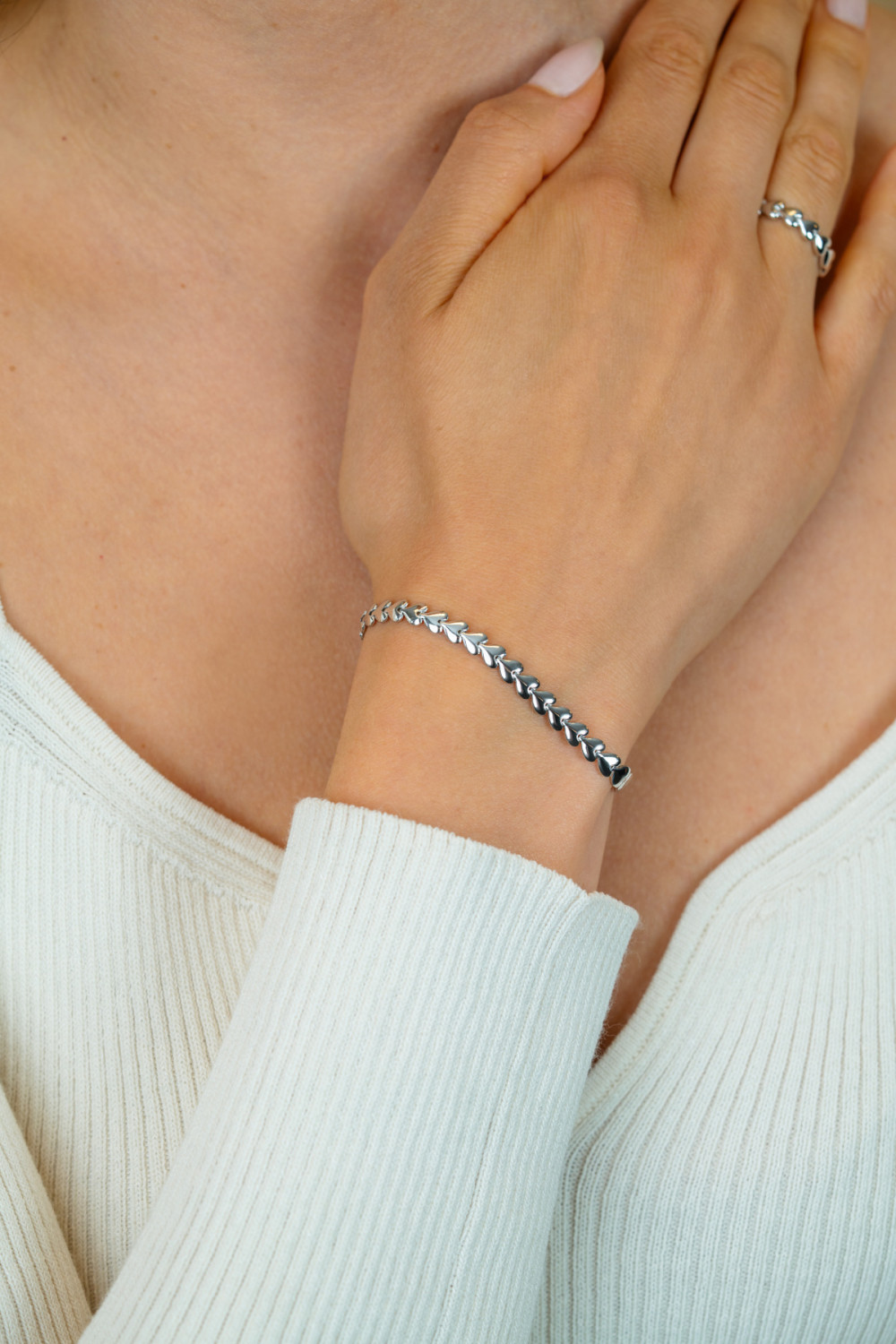 zinzi-zia1798-schakelarmband-zilveren-hartjes-glanzend-4-5-mm-breedte-lengte-17-19-cm